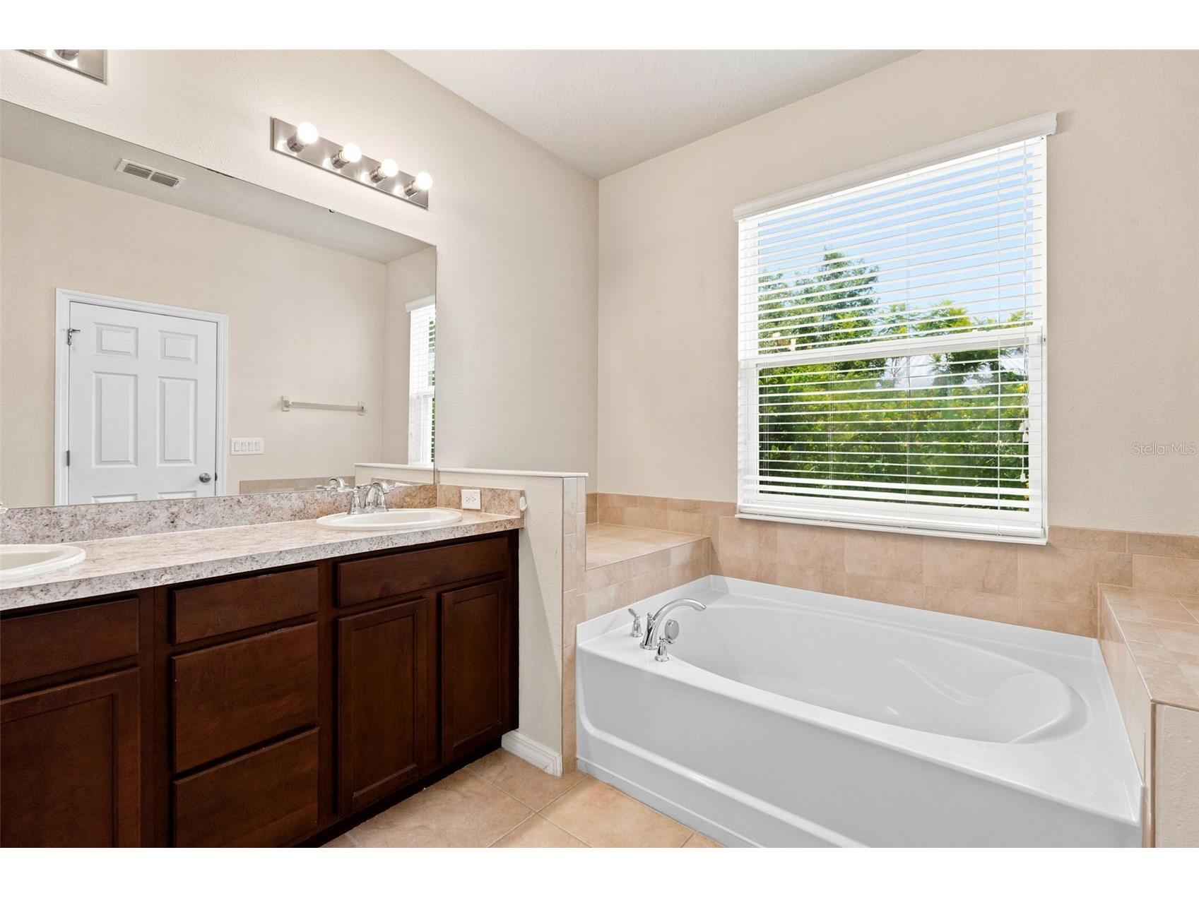 4850 Southlawn Avenue Orlando FL 32811 O6426239 image22