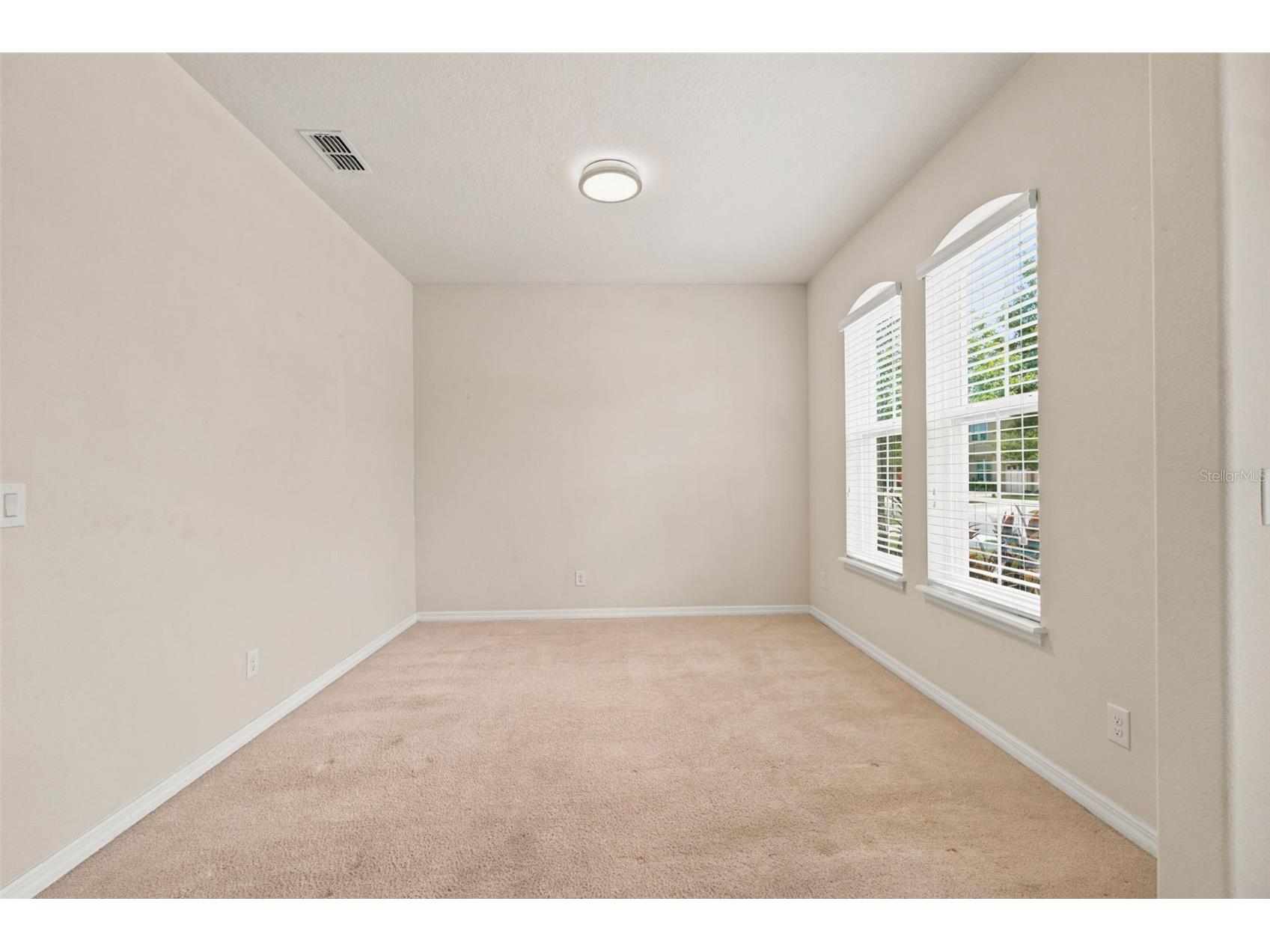 4850 Southlawn Avenue Orlando FL 32811 O6426239 image9
