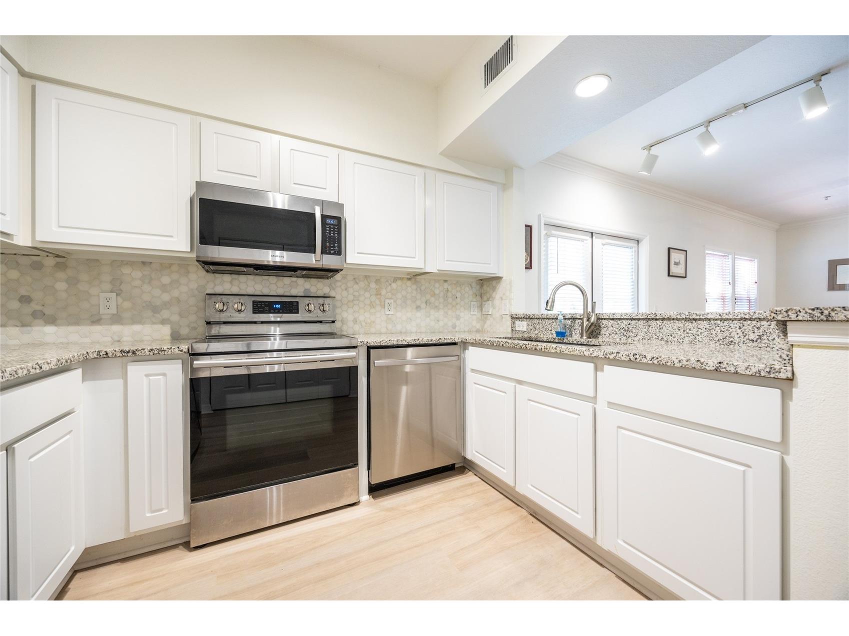 4850 SW 91st Terrace #P201 Gainesville FL 32608 GC531126 image16