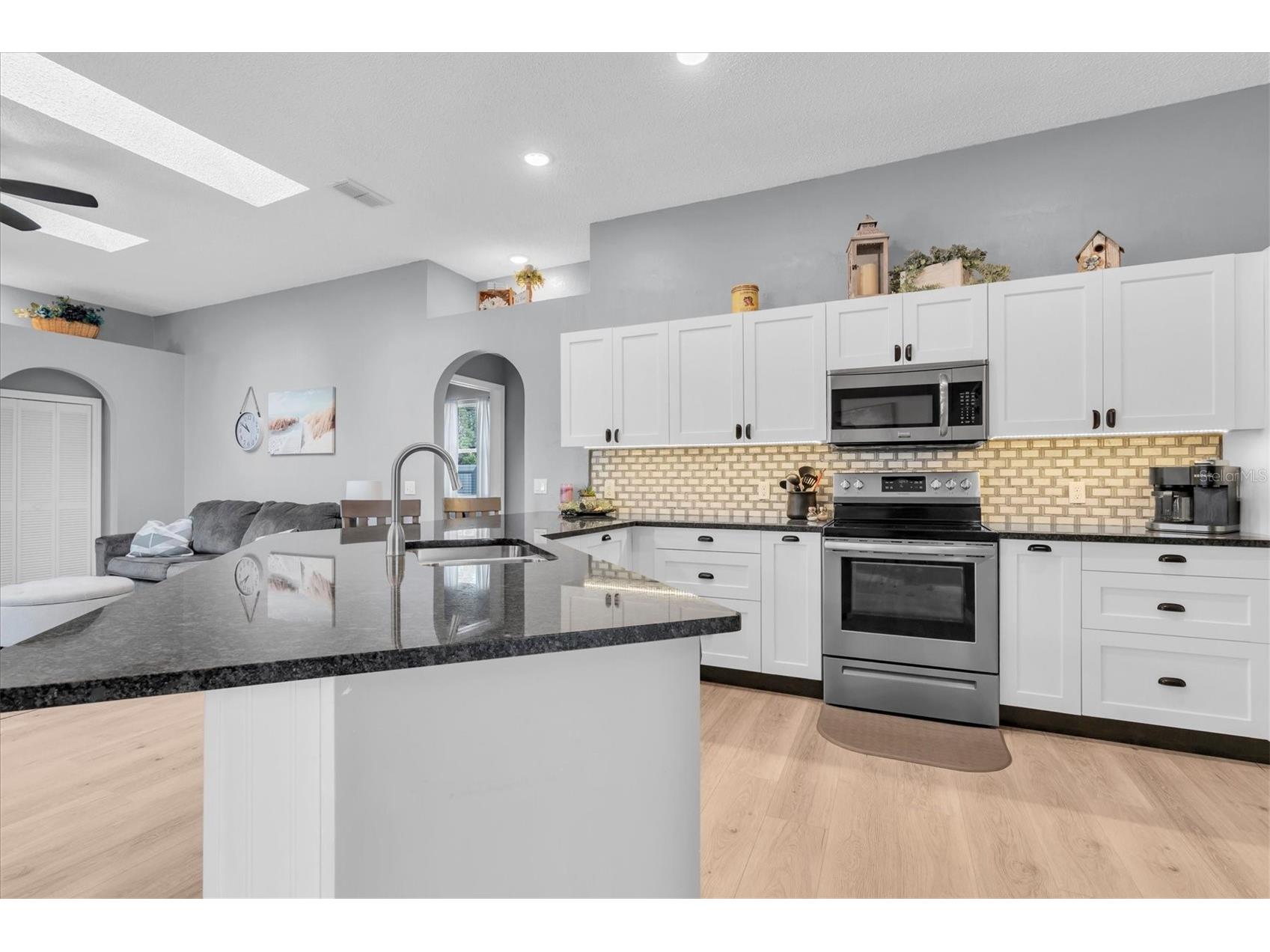4851 Deer Lodge Road New Port Richey FL 34655 W7885314 image4