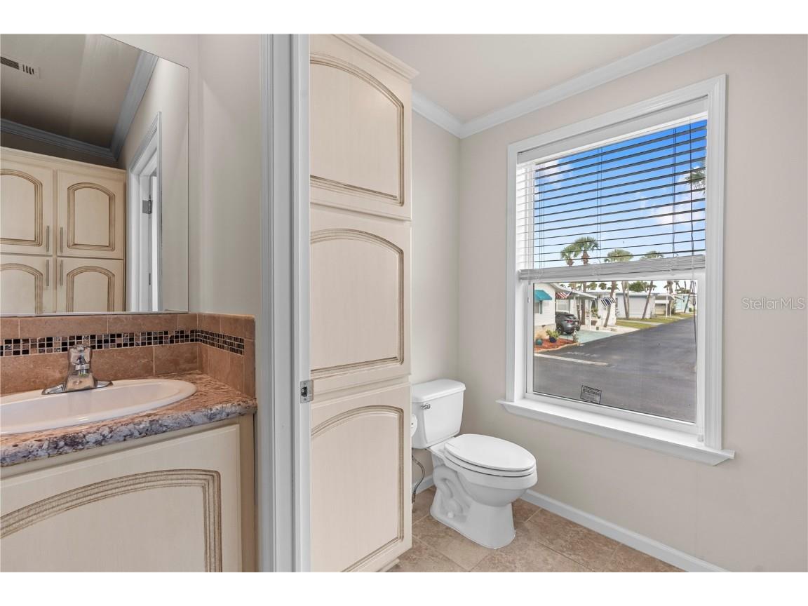 4851 W Gandy Boulevard #11S Tampa FL 33611 TB8432451 image38