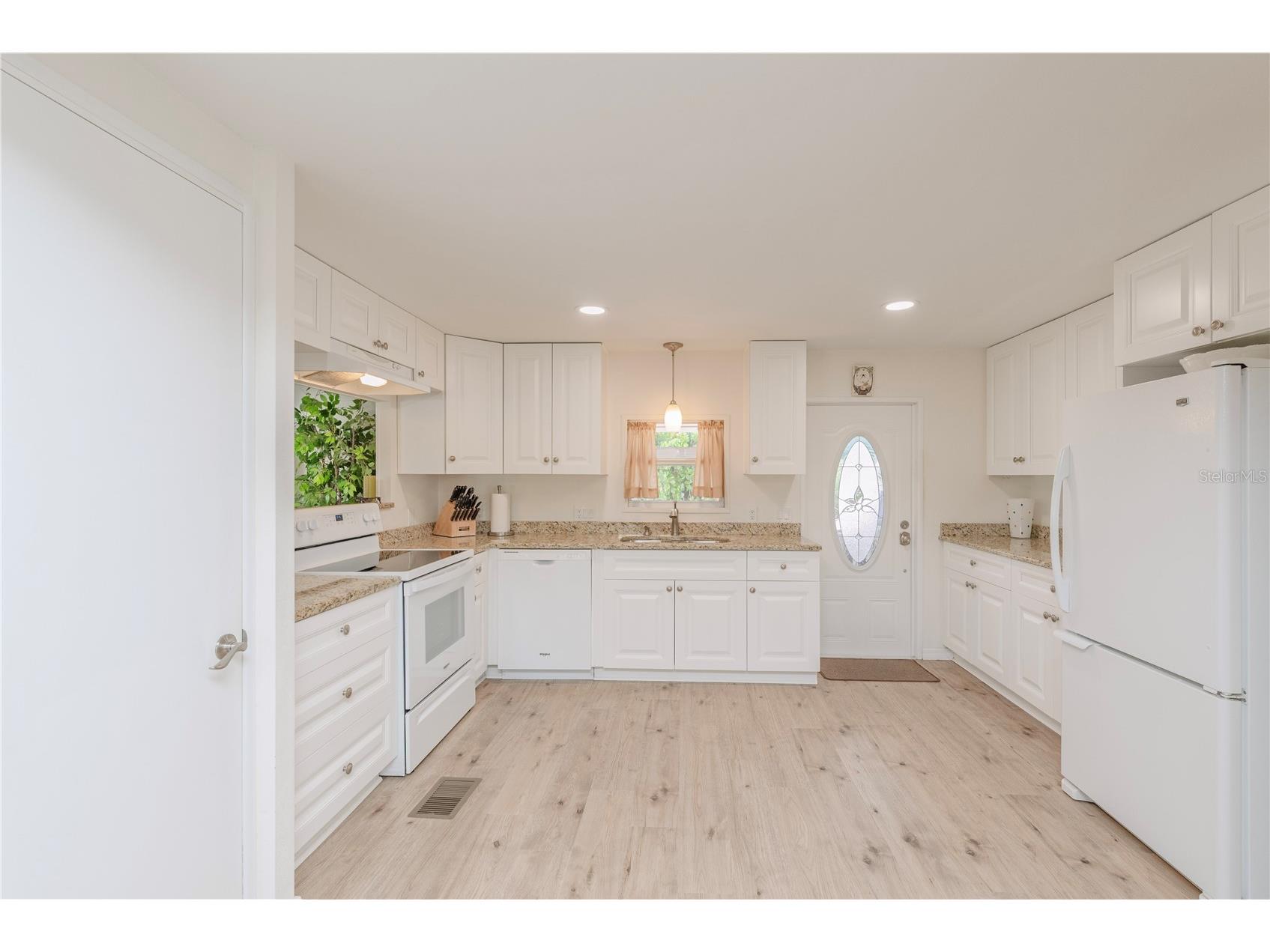 4851 W Gandy Boulevard #23C Tampa FL 33611 TB8490014 image6