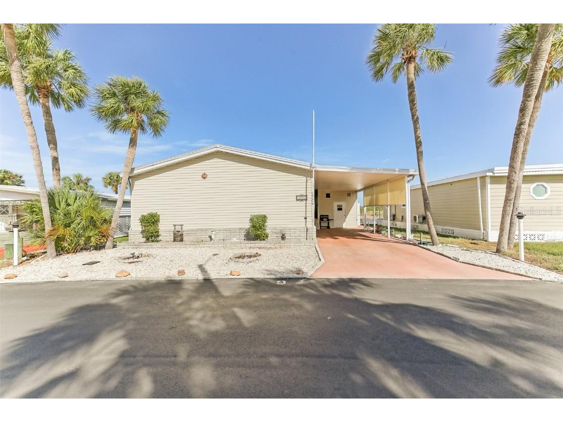 4851 W Gandy Boulevard #9C Tampa FL 33611 - TAMPA BAY TB8321822 image1