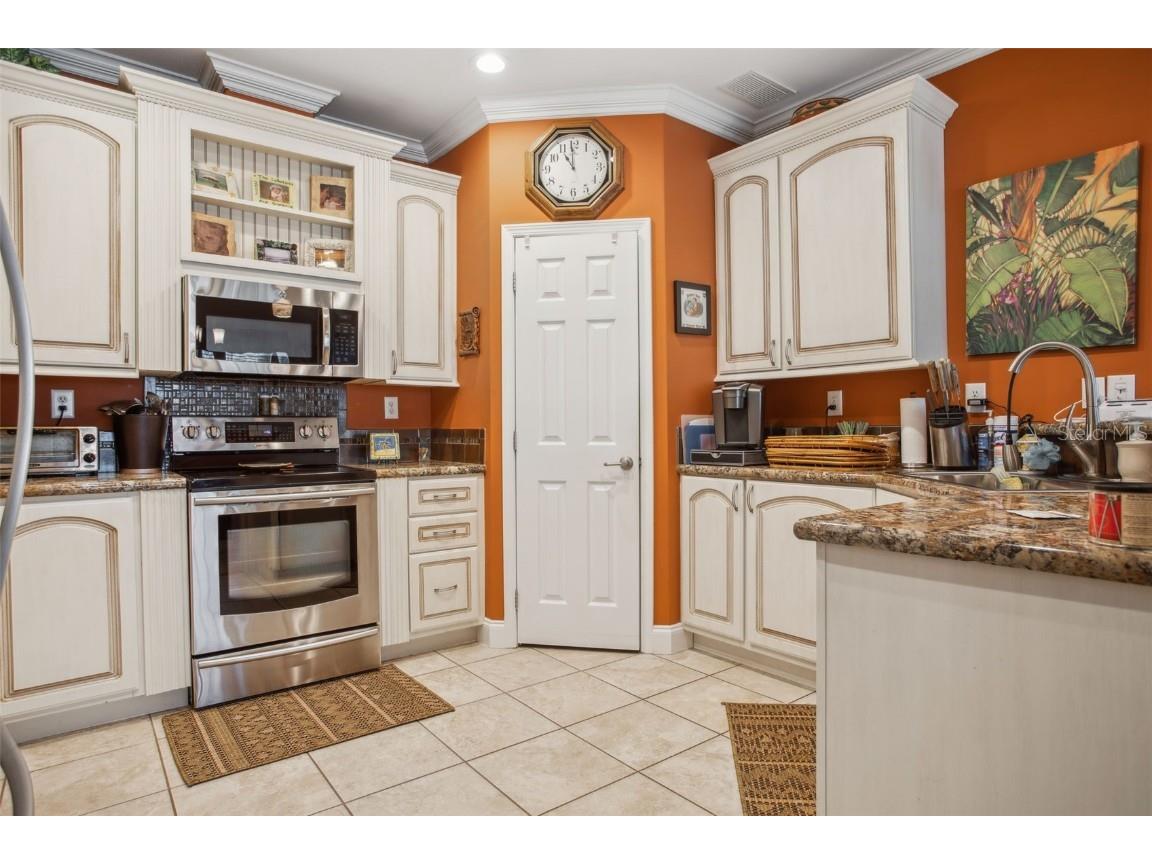 4851 W Gandy Boulevard #B09L23 Tampa FL 33611 TB8371428 image30