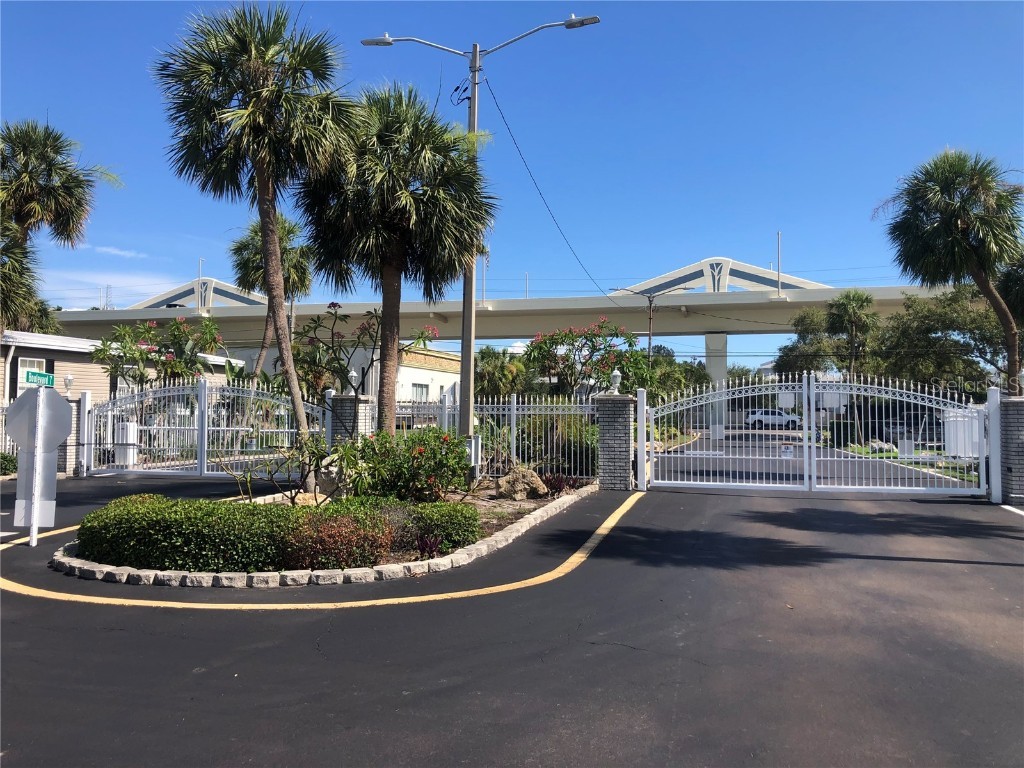 4851 W Gandy Boulevard #B2L10 Tampa FL 33611 TB8396457 image3