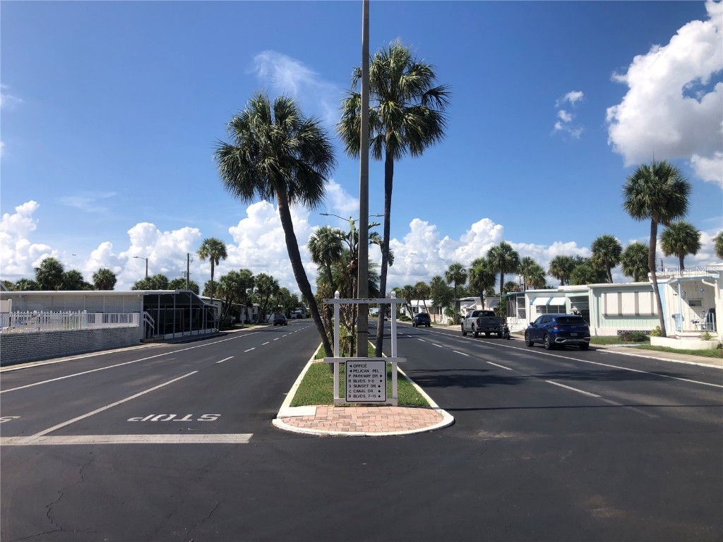 4851 W Gandy Boulevard #B2L10 Tampa FL 33611 TB8396457 image4