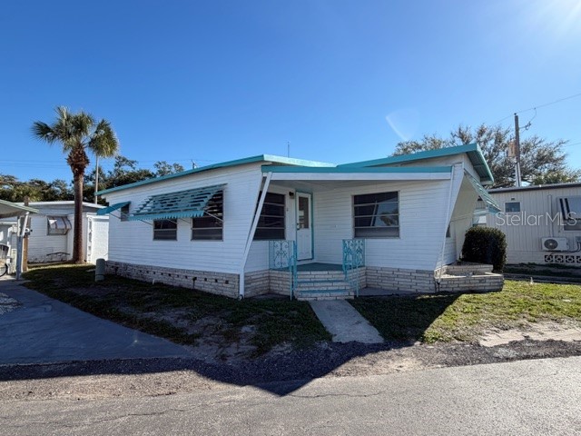 4851 W Gandy Boulevard #B2L11 Tampa FL 33611 A4677521 image1