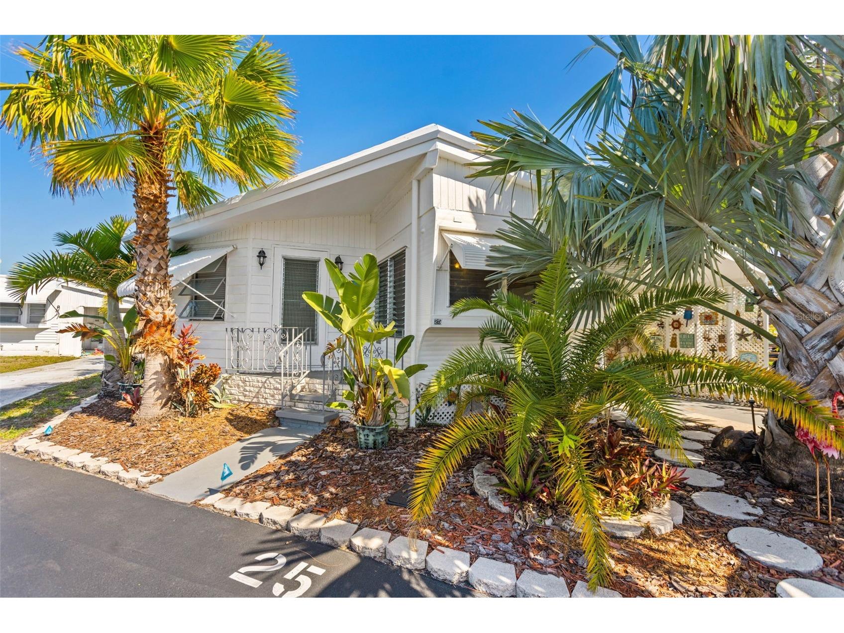 4851 W Gandy Boulevard #B2L25 Tampa FL 33611 TB8456138 image1
