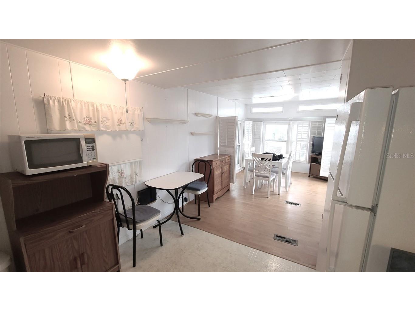 4851 W Gandy Boulevard #B4 L32 Tampa FL 33611 T3495089 image2