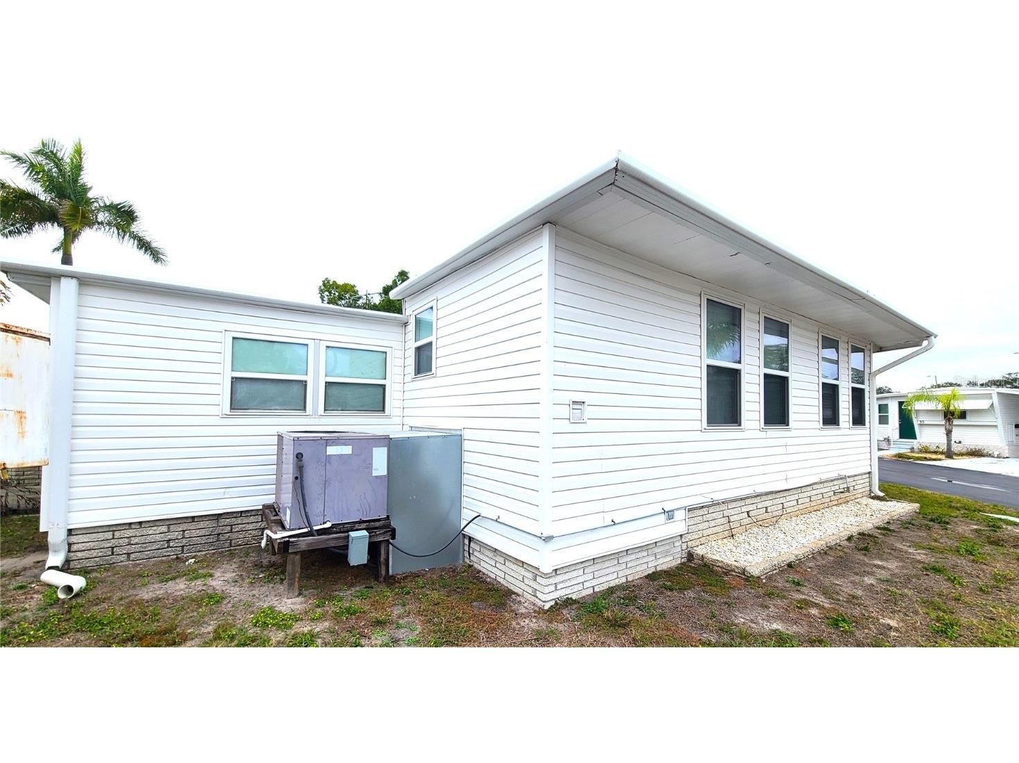 4851 W Gandy Boulevard #B4 L32 Tampa FL 33611 T3495089 image27