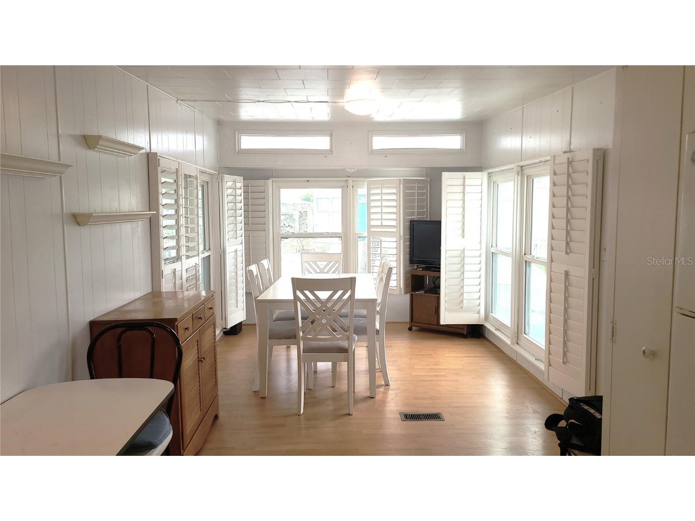 4851 W Gandy Boulevard #B4 L32 Tampa FL 33611 T3495089 image4