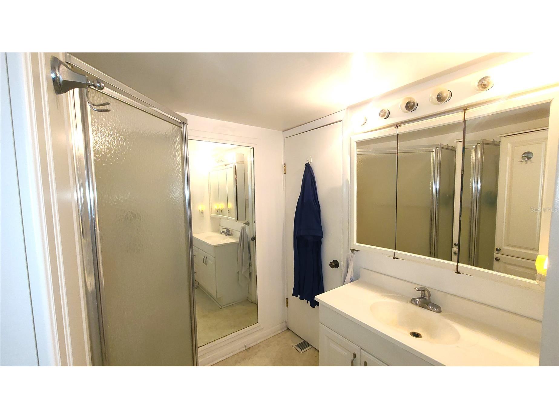 4851 W Gandy Boulevard #B4 L32 Tampa FL 33611 T3495089 image17