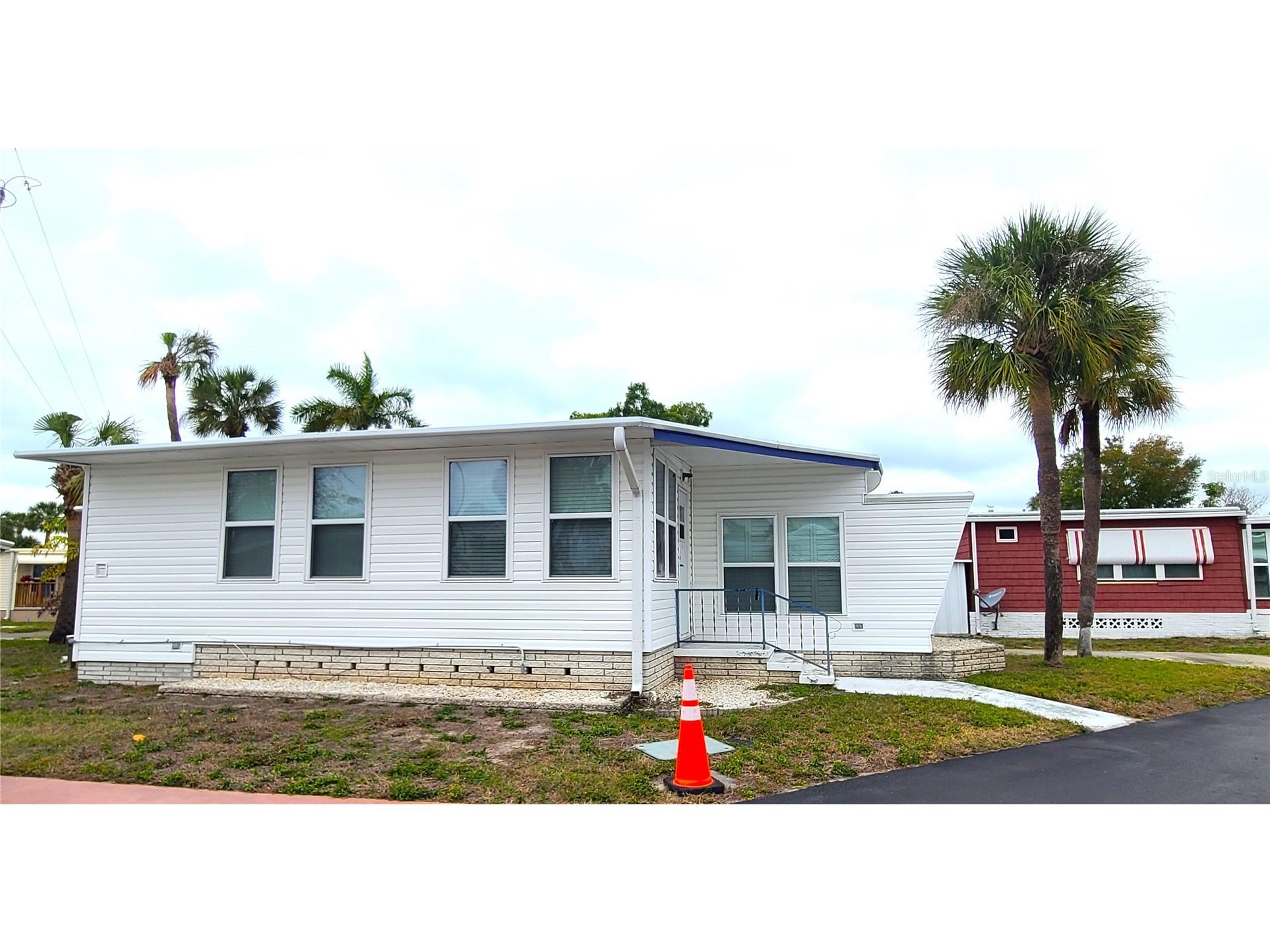 4851 W Gandy Boulevard #B4 L32 Tampa FL 33611 T3495089 image29