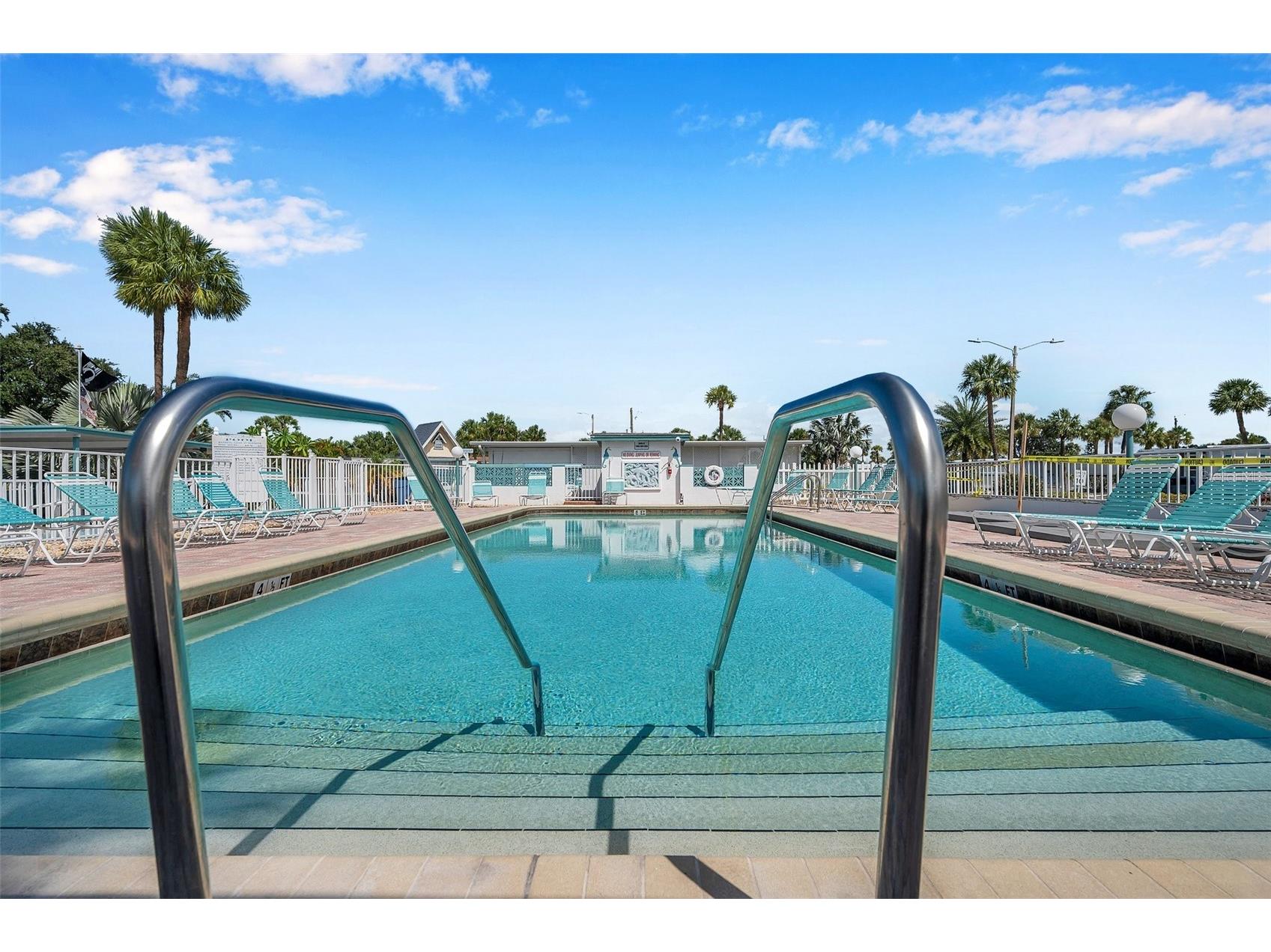 4851 W Gandy Boulevard #B4 L32 Tampa FL 33611 T3495089 image42