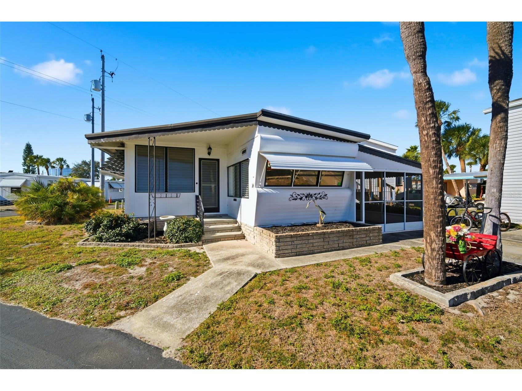 4851 W Gandy Boulevard #B4L24 Tampa FL 33611 TB8471263 image1