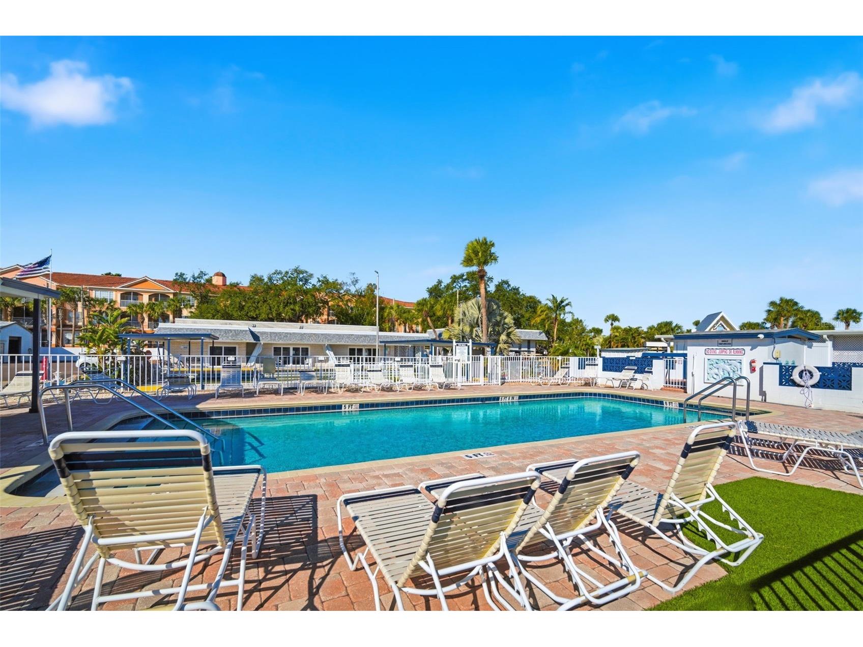 4851 W Gandy Boulevard #B4L24 Tampa FL 33611 TB8471263 image38