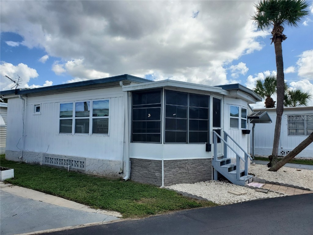 4851 W Gandy Boulevard #B4L7 Tampa FL 33611 TB8436114 image4