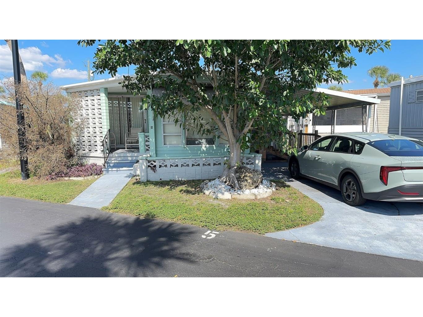 4851 W Gandy Boulevard #B5L5 Tampa FL 33611 TB8430473 image1