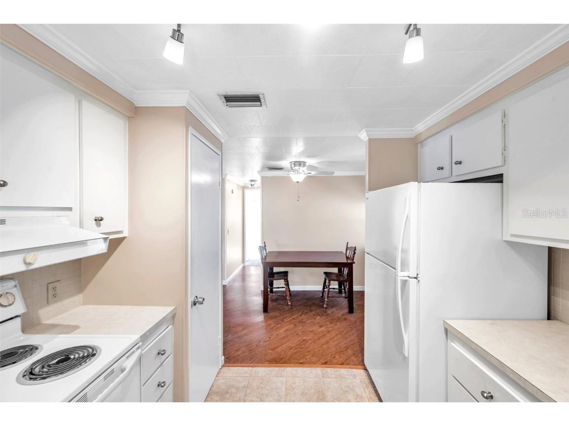 4851 W Gandy Boulevard #B6 L3 Tampa FL 33611 - TAMPA BAY TB8335117 image23