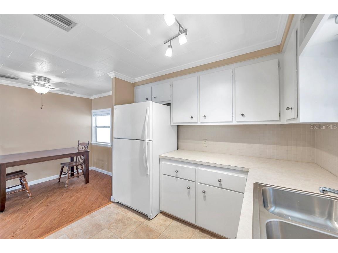 4851 W Gandy Boulevard #B6 L3 Tampa FL 33611 - TAMPA BAY TB8335117 image24