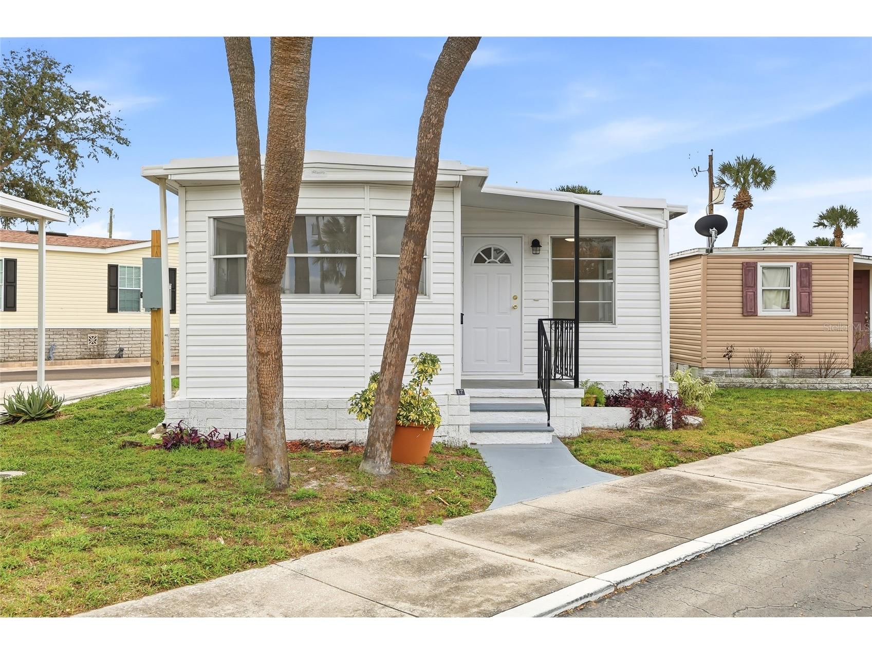 4851 W Gandy Boulevard #B7L17 Tampa FL 33611 - OLD TAMPA BAY TB8501627 image1