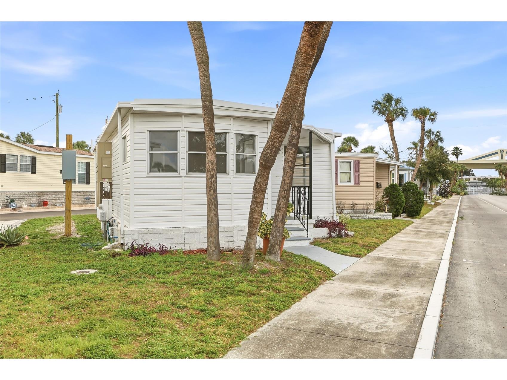4851 W Gandy Boulevard #B7L17 Tampa FL 33611 - OLD TAMPA BAY TB8501627 image3