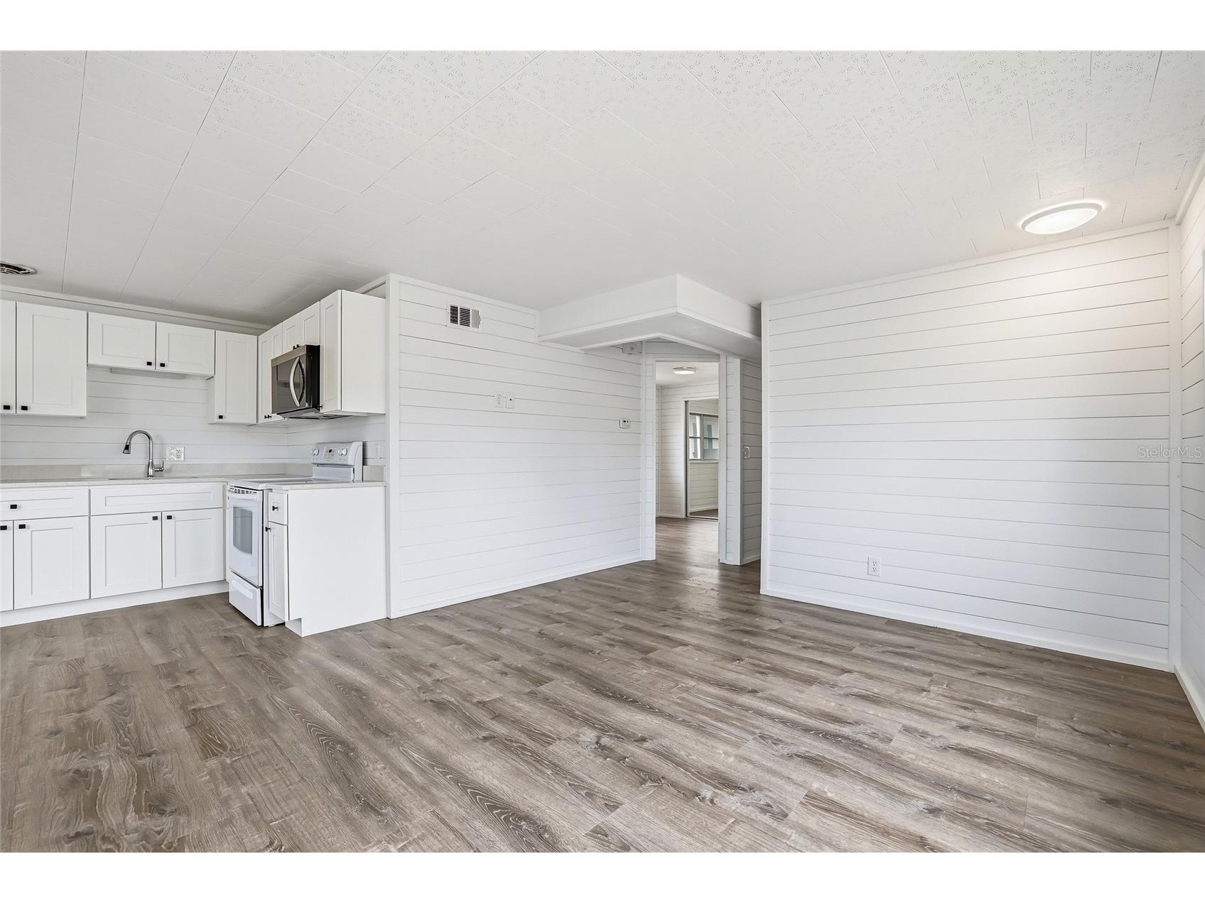 4851 W Gandy Boulevard #B7L17 Tampa FL 33611 - OLD TAMPA BAY TB8501627 image6