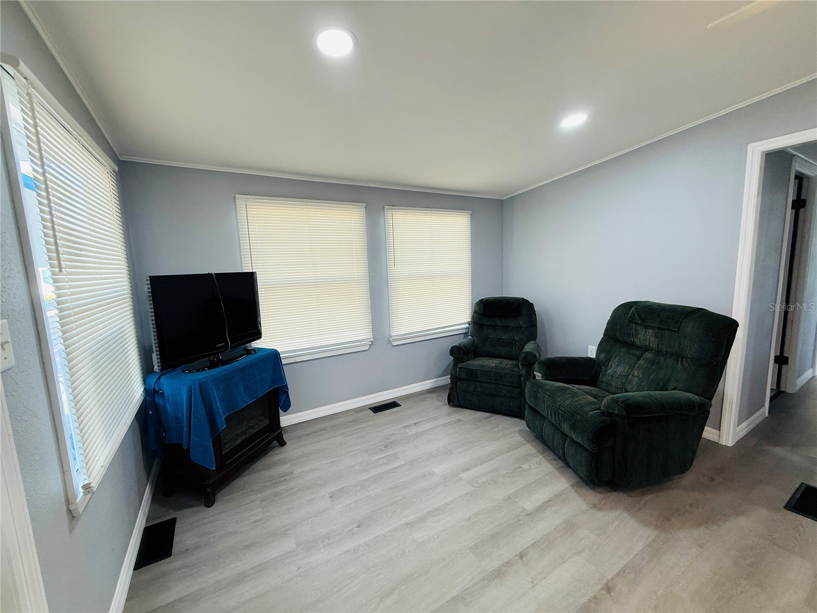 4851 W Gandy Boulevard #B7L27 Tampa FL 33611 TB8527834 image4