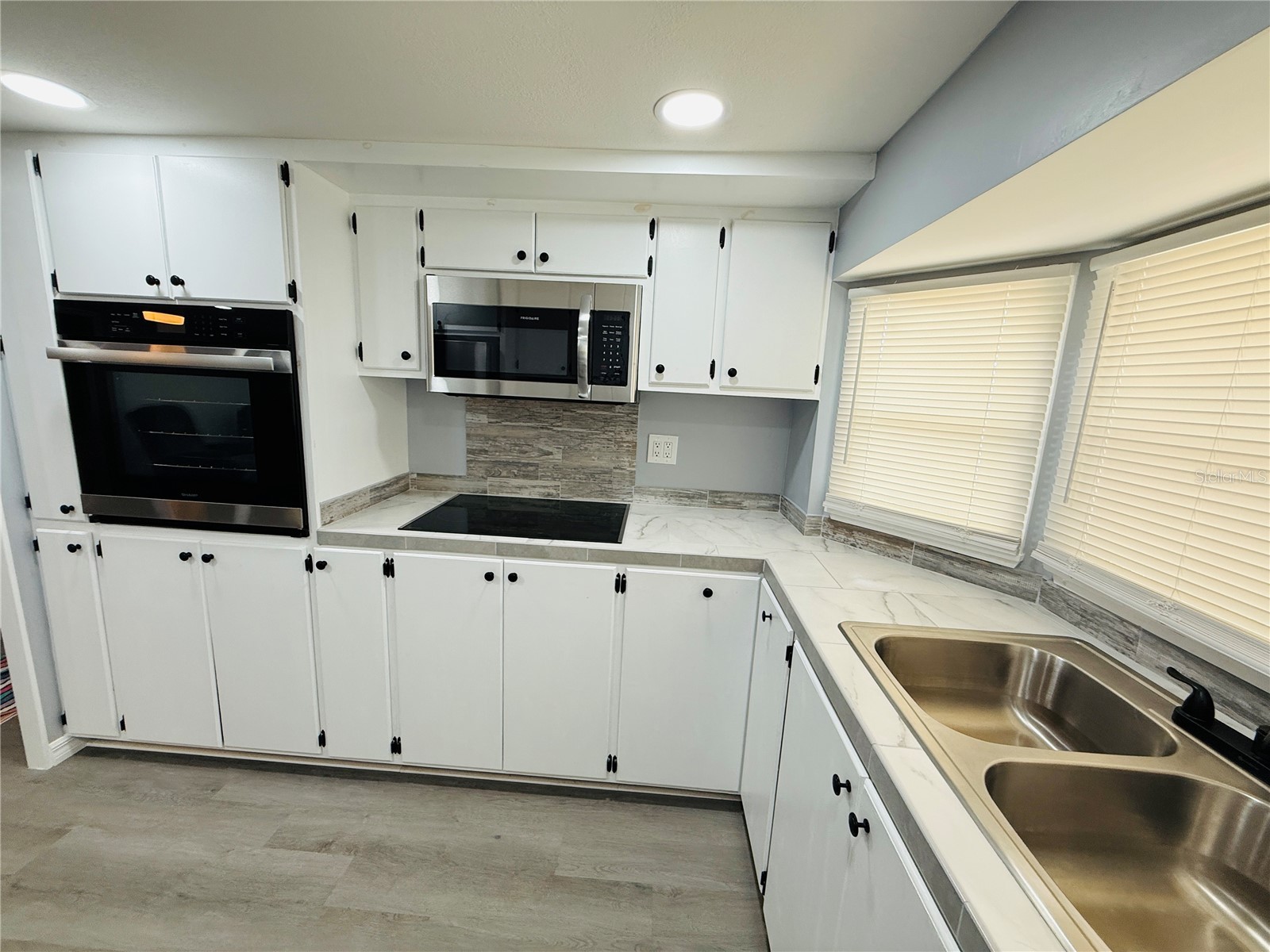 4851 W Gandy Boulevard #B7L27 Tampa FL 33611 TB8527834 image9