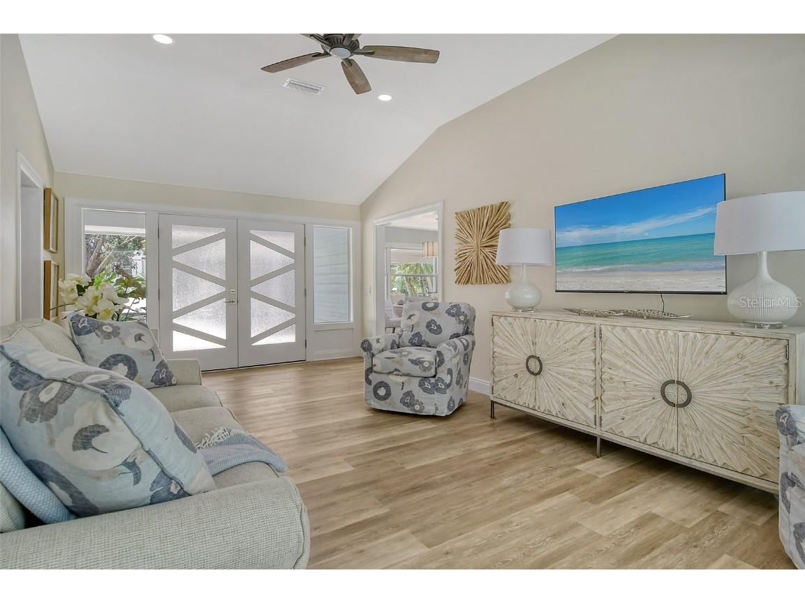 4852 Featherbed Lane Sarasota FL 34242 A4648921 image12
