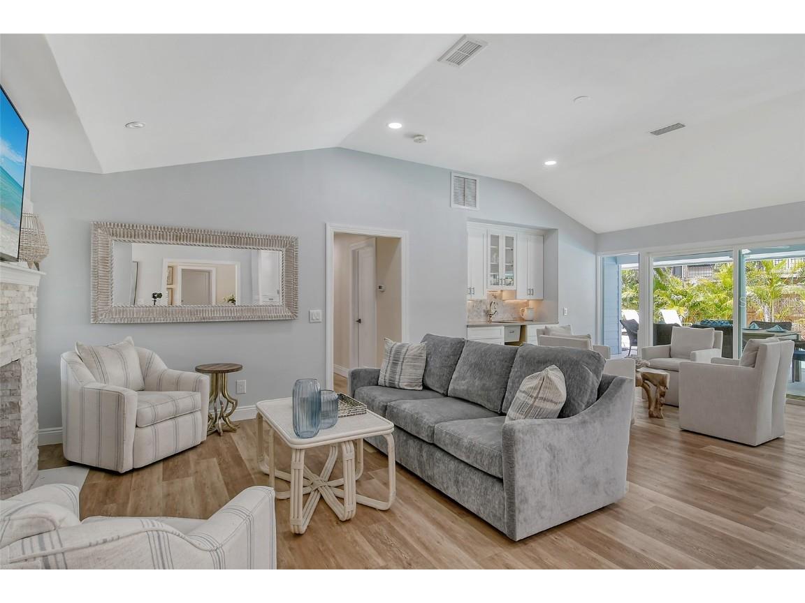 4852 Featherbed Lane Sarasota FL 34242 A4648921 image14