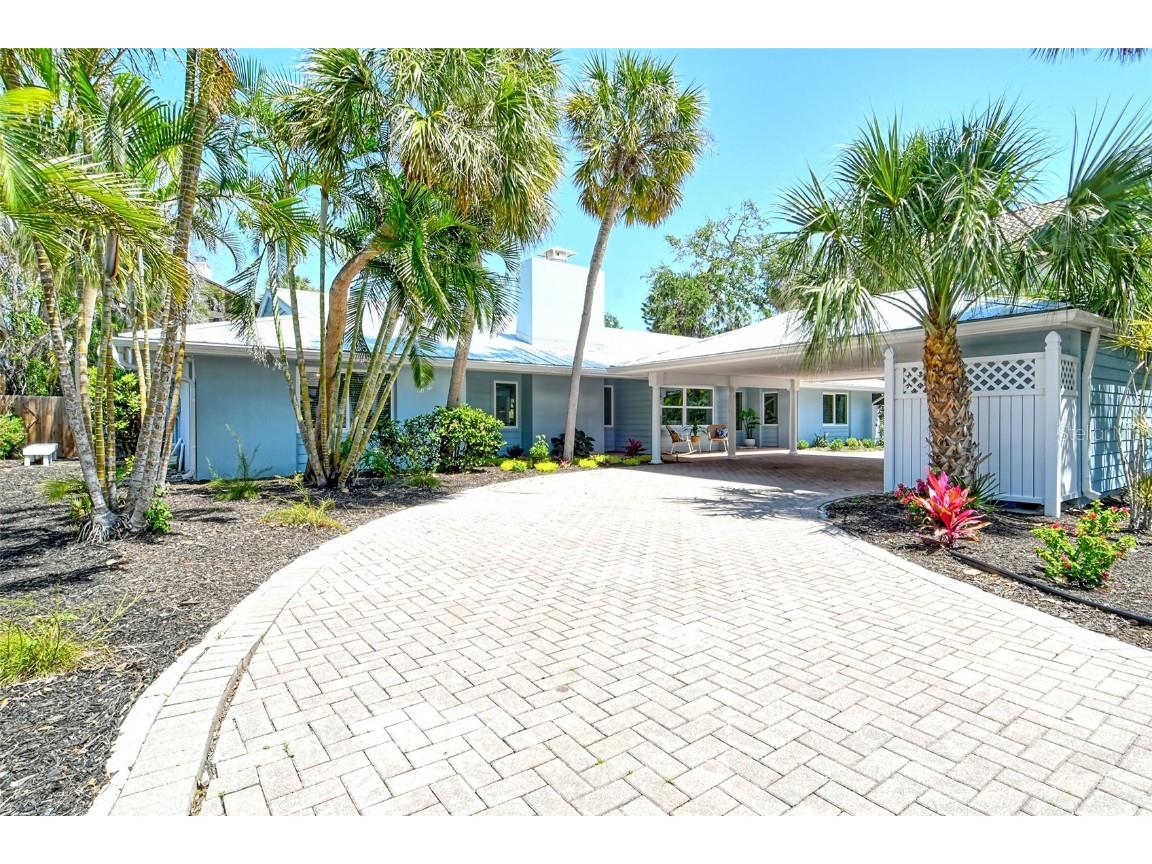 4852 Featherbed Lane Sarasota FL 34242 A4648921 image2