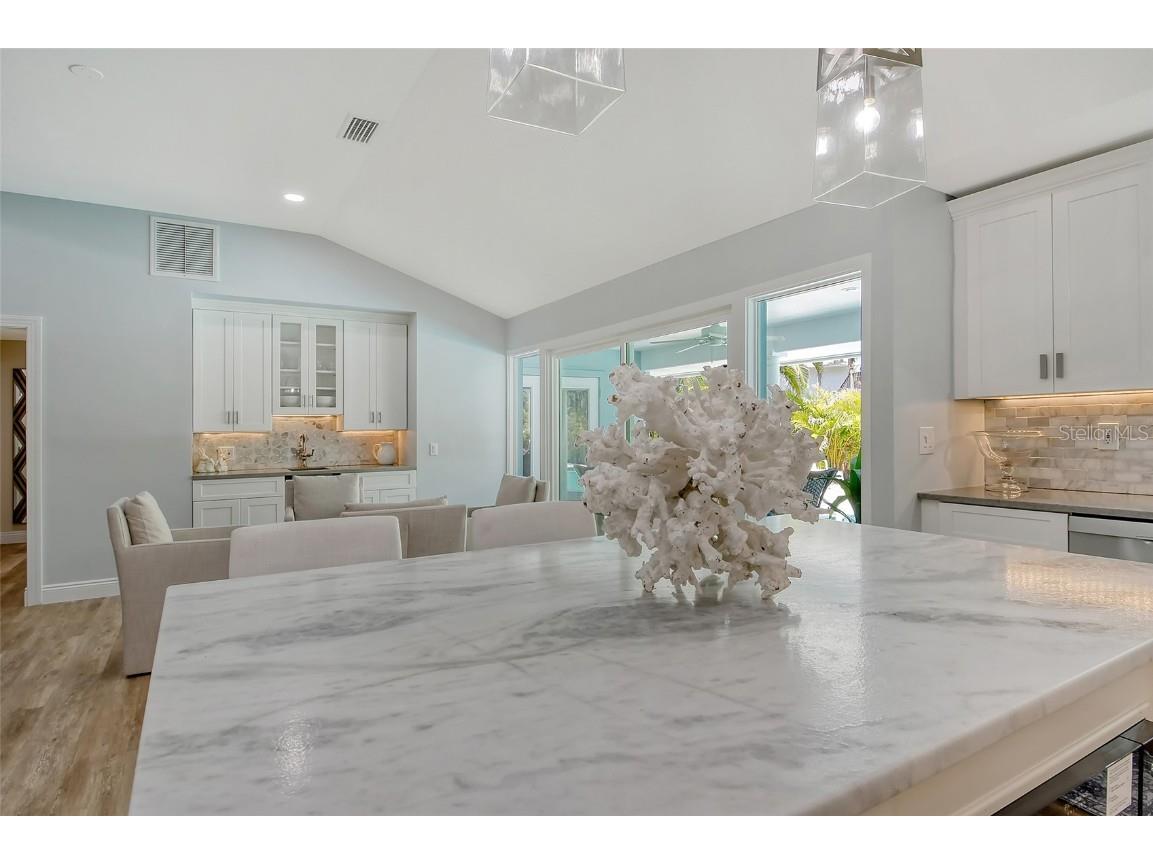 4852 Featherbed Lane Sarasota FL 34242 A4648921 image24