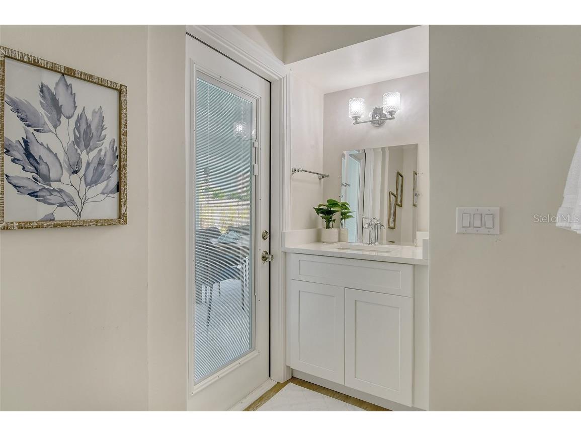 4852 Featherbed Lane Sarasota FL 34242 A4648921 image39