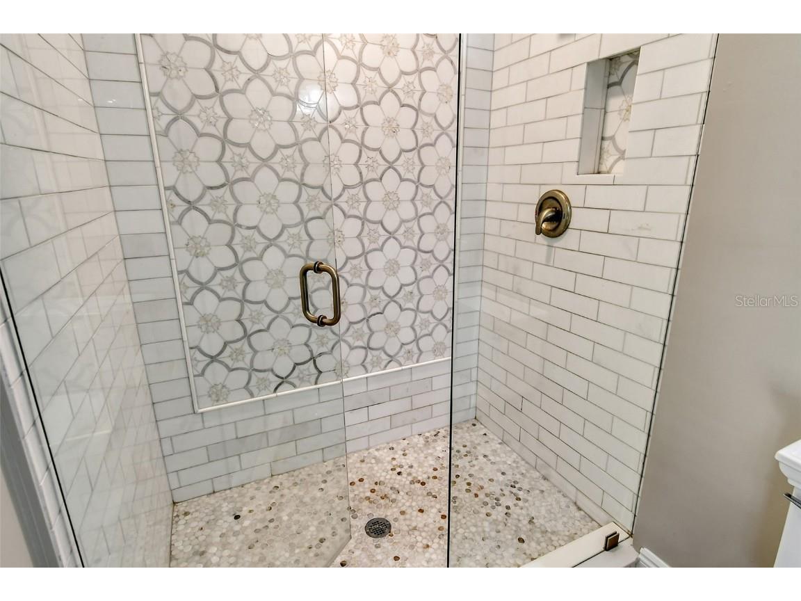 4852 Featherbed Lane Sarasota FL 34242 A4648921 image44