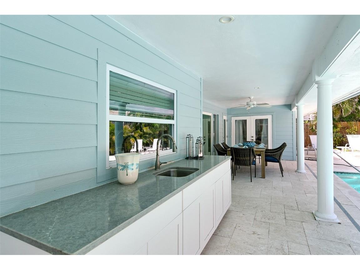4852 Featherbed Lane Sarasota FL 34242 A4648921 image49