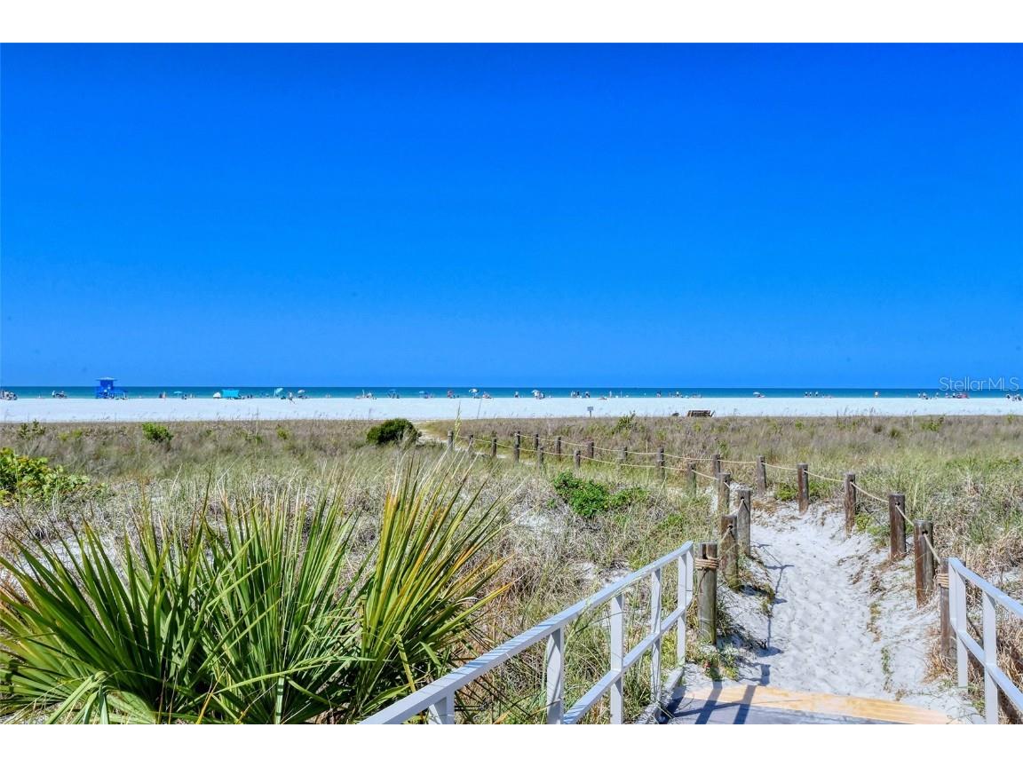 4852 Featherbed Lane Sarasota FL 34242 A4648921 image67