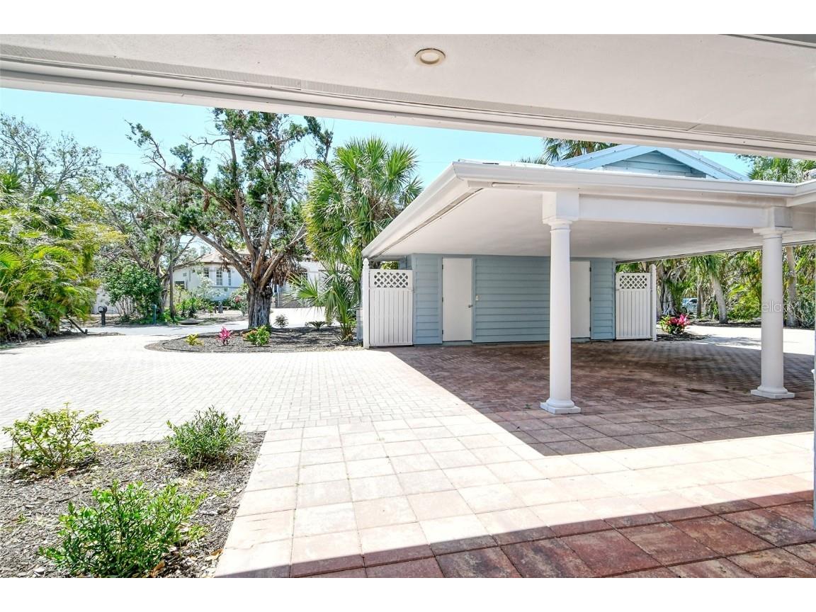 4852 Featherbed Lane Sarasota FL 34242 A4648921 image8