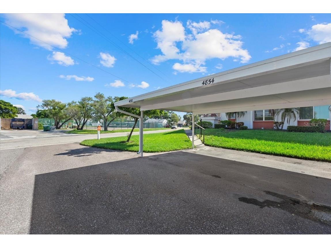 4852 Independence Drive Bradenton FL 34210 A4663545 image4