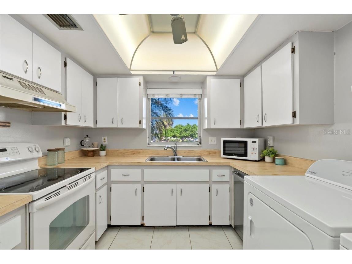 4852 Independence Drive Bradenton FL 34210 A4663545 image8