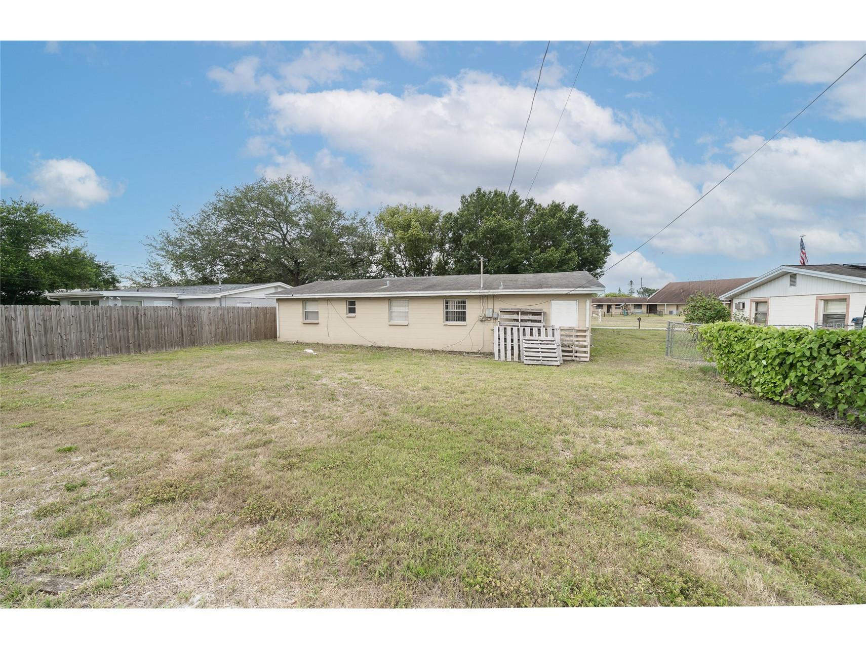 4853 Bartelt Road Holiday FL 34690 TB8510313 image15