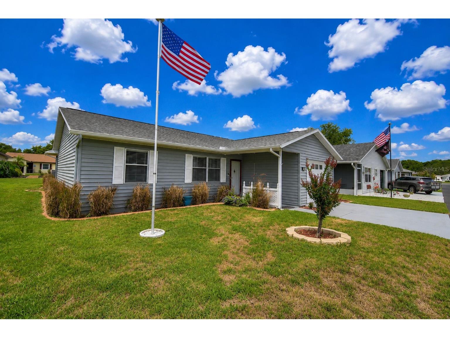 4853 Colonnades Circle E Lakeland FL 33811 L4962334 image2
