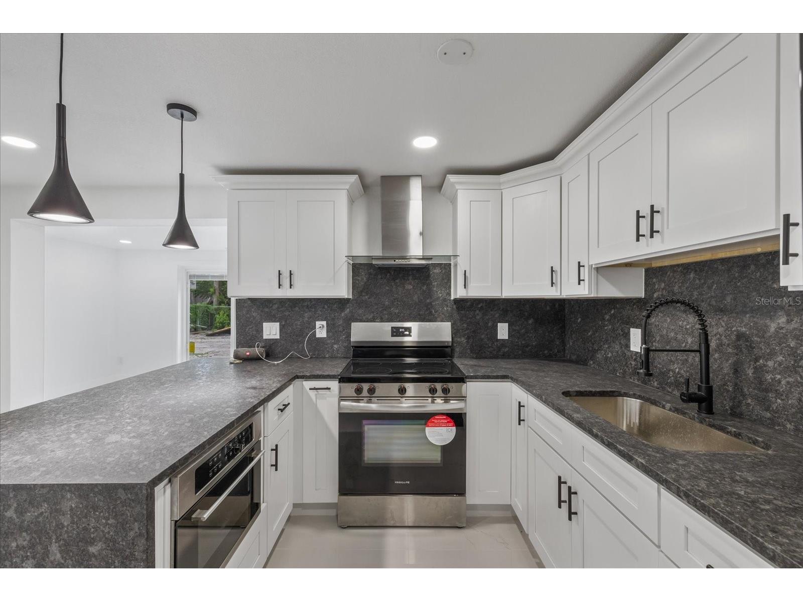4853 Rosedale Lane Holiday FL 34690 TB8527736 image6