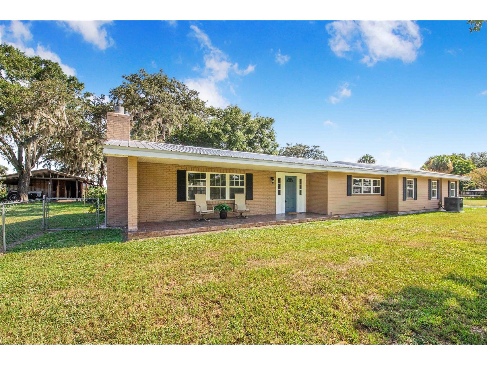 4854 E Hinson Avenue Haines City FL 33844 P4935826 image1