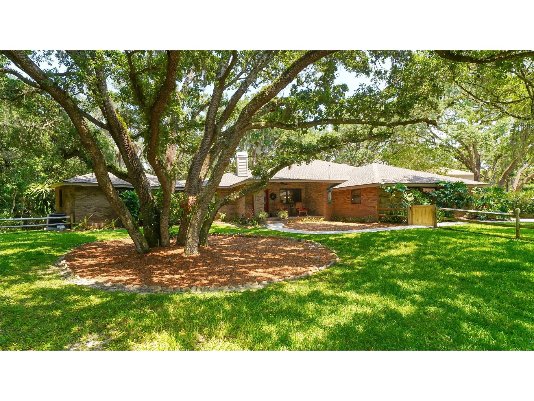 4855 Hoyer Drive Sarasota FL 34241 A4661458 image1