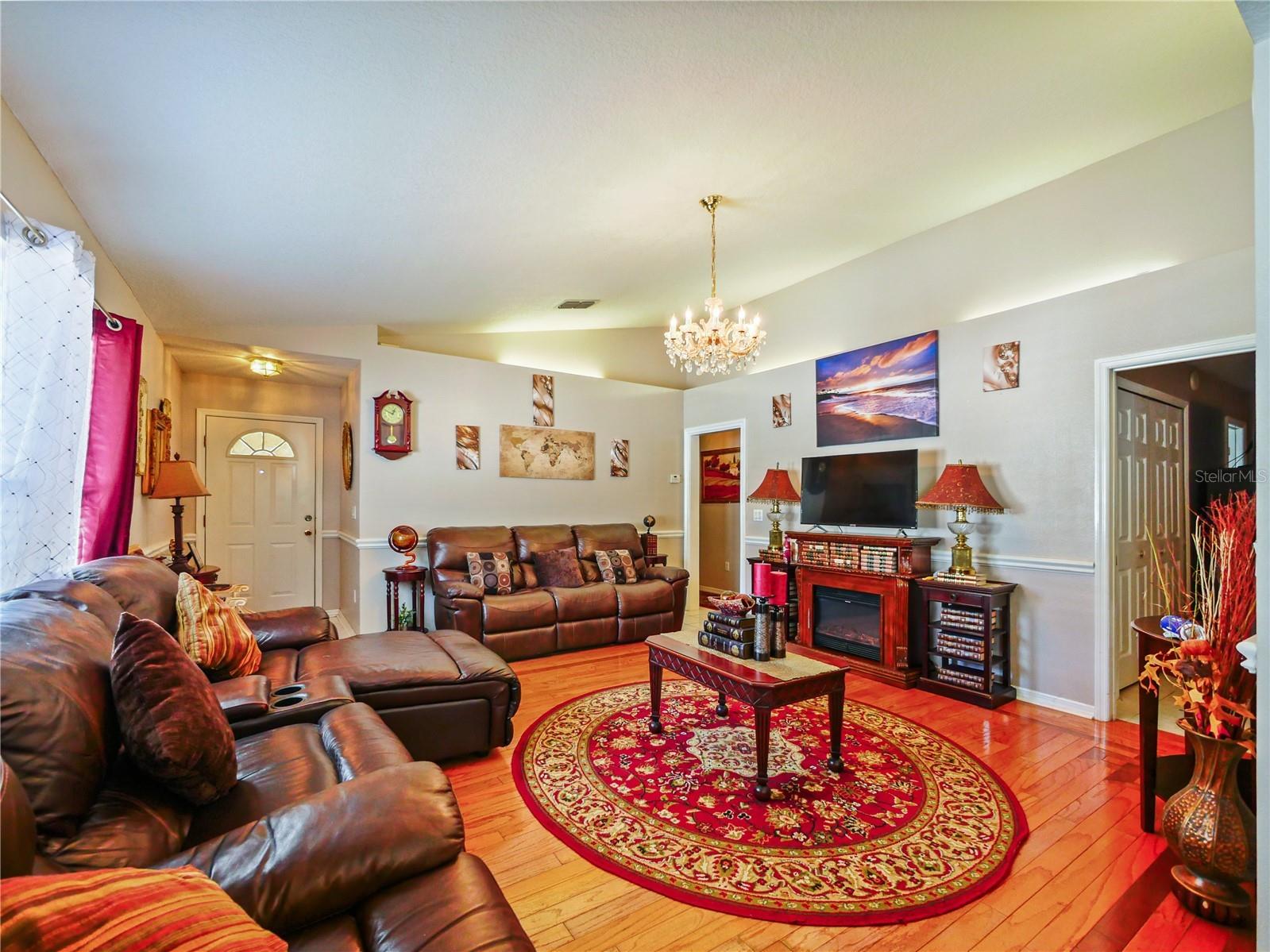 4856 Robbins Avenue Orlando FL 32808 O6421890 image4