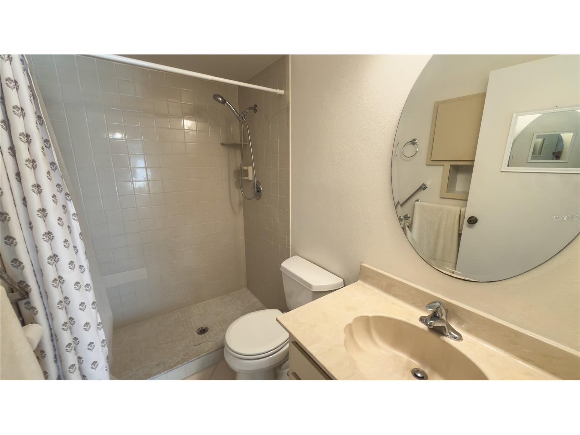 4857 Village Gardens Drive #183 Sarasota FL 34234 A4698699 image11