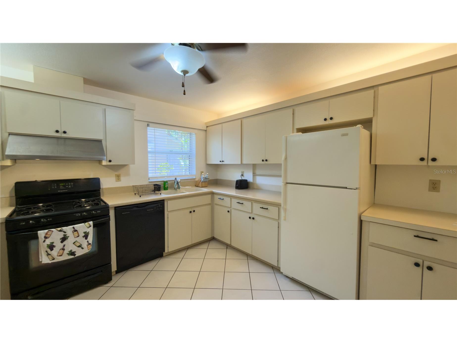 4857 Village Gardens Drive #183 Sarasota FL 34234 A4698699 image13