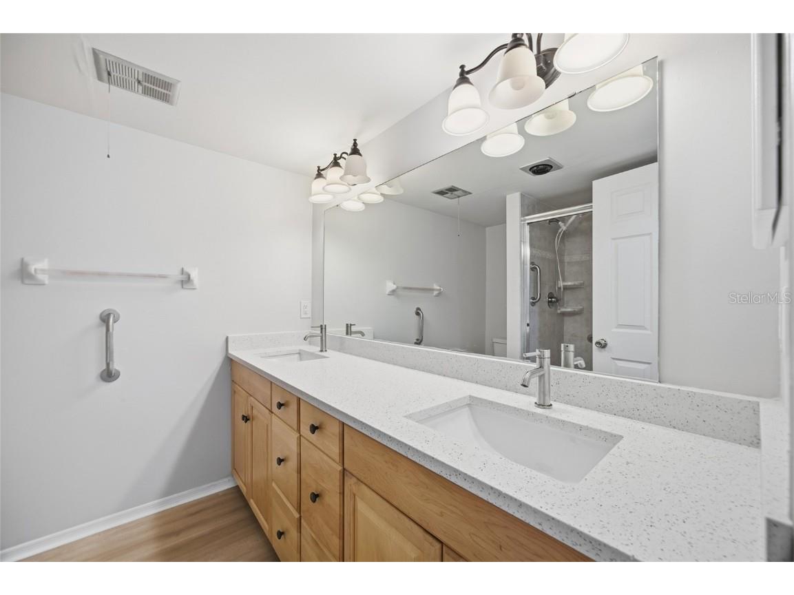 4859 Independence Drive Bradenton FL 34210 TB8449866 image16