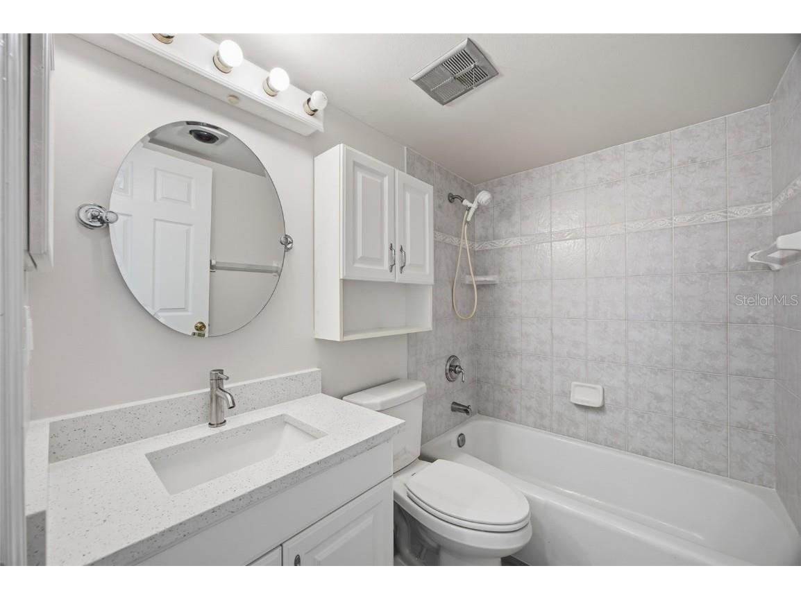 4859 Independence Drive Bradenton FL 34210 TB8449866 image18